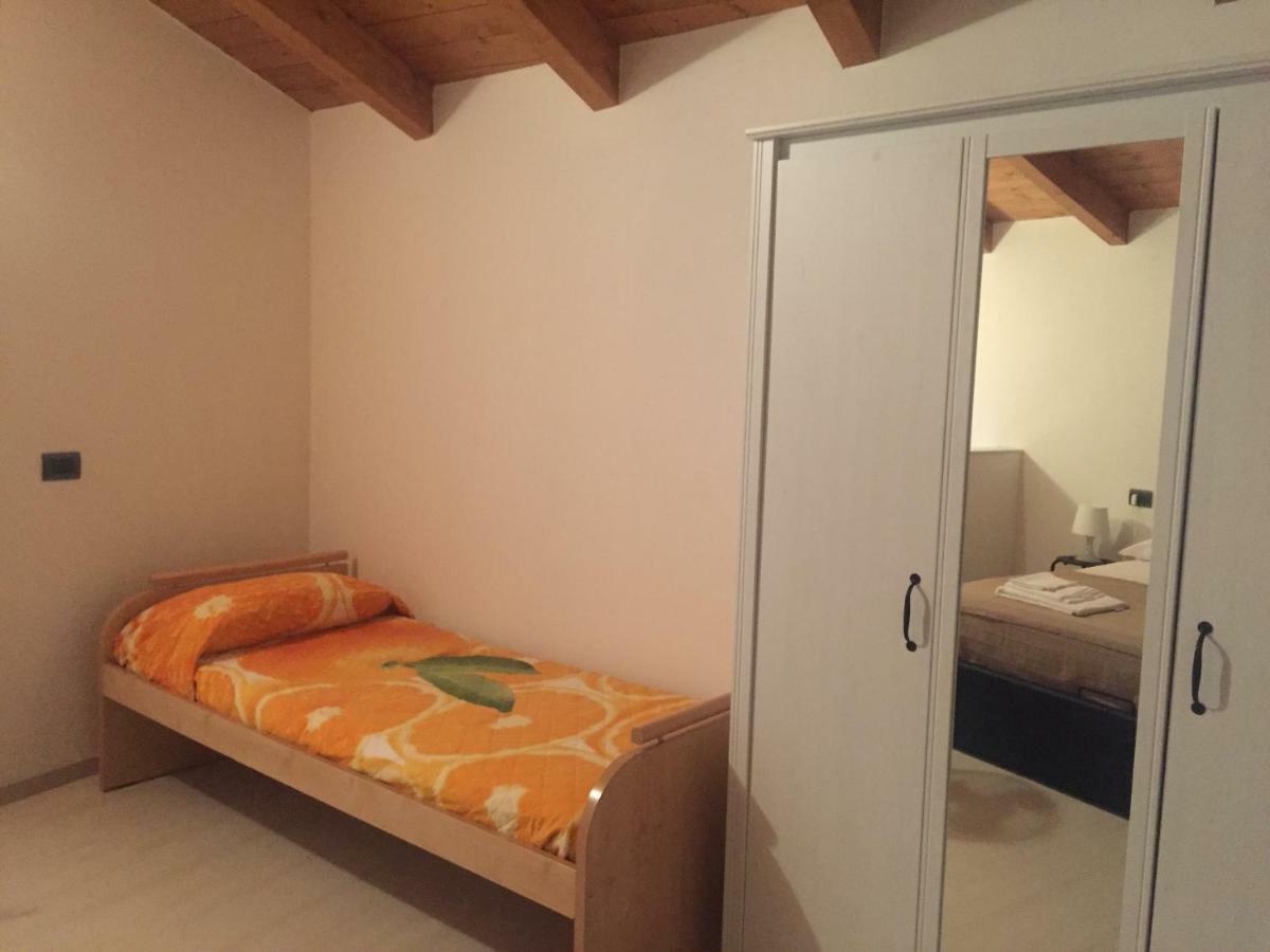 Ferienwohnung Casa Stefania Mandello del Lario Exterior foto